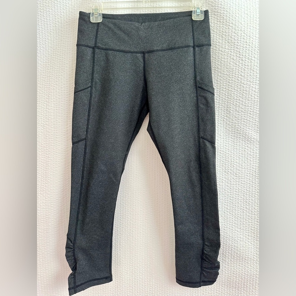 Lululemon Pace Rival Crop Leggings Women’s Size 6 Gray Black Running Mesh